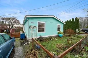 1913 7th St, Sedro Woolley, WA 98284 - Photo 2