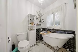 701 Jennings Ave, Sedro Woolley, WA 98284 - Photo 12