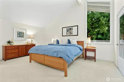 21010 NE 33rd Place, Sammamish, WA 98074 - Photo 14