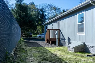 202 E Rain St, Ocean Shores, WA 98569 - Photo 26