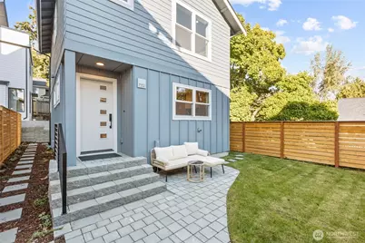 7352 22nd Avenue NW, Seattle, WA 98117 - Photo 2