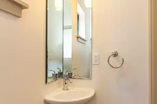 1521 N 80th St, Seattle, WA 98103 - Photo 16