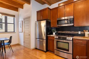 1521 N 80th St, Seattle, WA 98103 - Photo 10