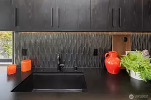 3856 Cascadia Ave S, Seattle, WA 98118 - Photo 10