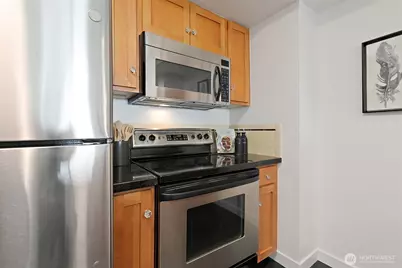 1909 10th Avenue W #203, Seattle, WA 98119 - Photo 8