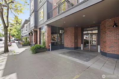 1909 10th Avenue W #203, Seattle, WA 98119 - Photo 22
