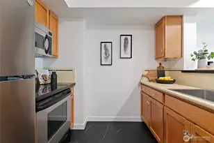 1909 10th Ave W, Seattle, WA 98119 - Photo 6