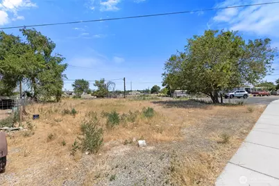 4187 NE Miller Street, Moses Lake, WA 98837 - Photo 1