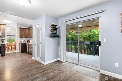 10510 198th Avenue Ct E, Bonney Lake, WA 98391 - Photo 24