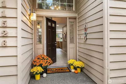 11526 114th Court NE #2A, Kirkland, WA 98033 - Photo 2