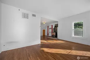 1707 22nd St, Bellingham, WA 98225 - Photo 8