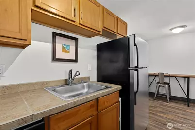 3420 15th Avenue W #105, Seattle, WA 98119 - Photo 8