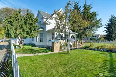 2701 Simpson Avenue, Hoquiam, WA 98550 - Photo 2