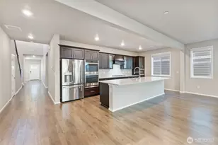 14126 SE 240th Pl, Kent, WA 98042 - Photo 14