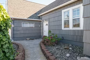 1 D St SW, Castle Rock, WA 98611 - Photo 26