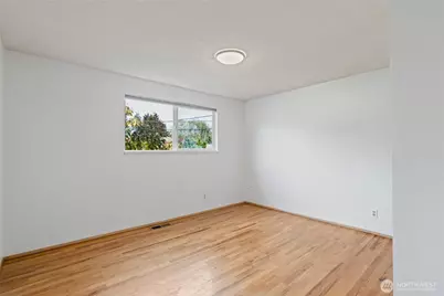 8506 224th Street SW, Edmonds, WA 98026 - Photo 16