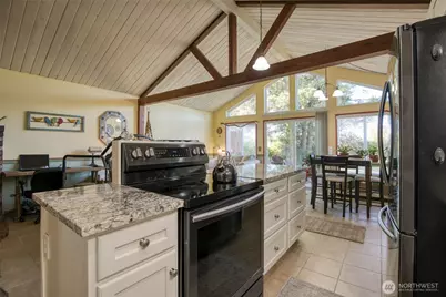 209 Canal Drive SE, Ocean Shores, WA 98569 - Photo 6