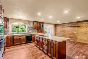 1010 99th Ave SE, Lake Stevens, WA 98258 - Photo 8