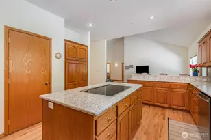 19716 SE 220th St, Renton, WA 98058 - Photo 18