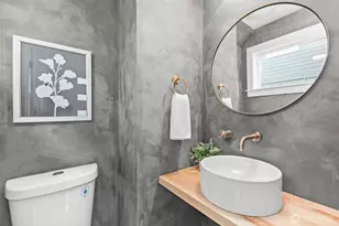 7352 22nd Ave NW, Seattle, WA 98117 - Photo 10