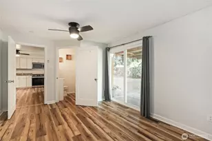 250 NE Silver Pine Dr, Bremerton, WA 98311 - Photo 18