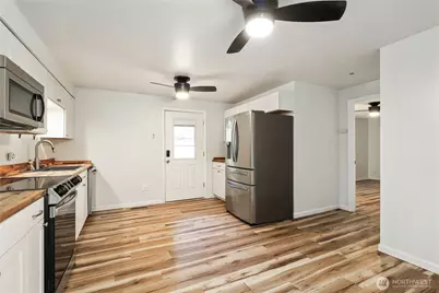 250 NE Silver Pine Drive, Bremerton, WA 98311 - Photo 10