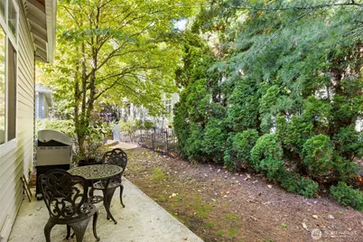 23124 NE 8th Place, Sammamish, WA 98074 - Photo 28