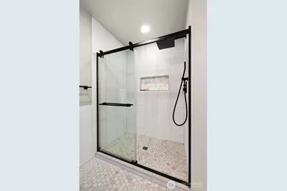 23124 NE 8th Place, Sammamish, WA 98074 - Photo 26