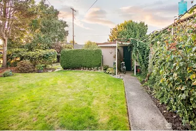 571 26th Avenue, Longview, WA 98632 - Photo 38