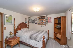 572 Strait View Dr, Port Angeles, WA 98362 - Photo 18