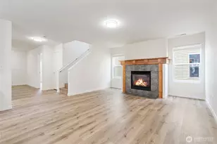 2511 NE 1st St, Renton, WA 98056 - Photo 8