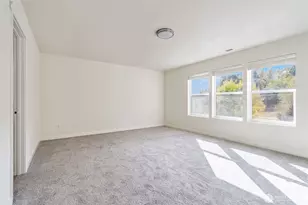 2511 NE 1st St, Renton, WA 98056 - Photo 14