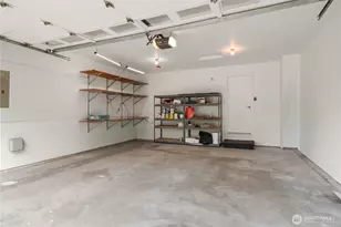 1052 S 264th St, Des Moines, WA 98198 - Photo 32