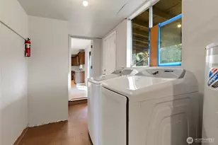 306 144th St E, Tacoma, WA 98445 - Photo 12