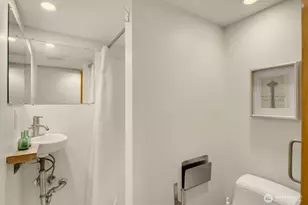 112 18th Ave, Seattle, WA 98122 - Photo 12