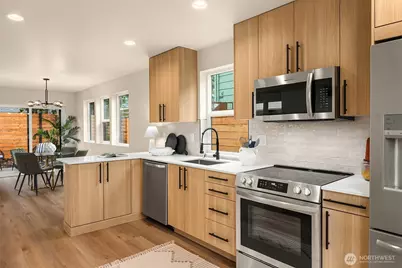 6503 Dibble Avenue NW, Seattle, WA 98107 - Photo 2