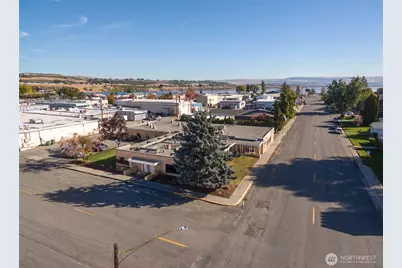 520 W Indian Avenue, Brewster, WA 98812 - Photo 36