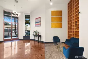 668 S Lane St, Seattle, WA 98104 - Photo 4