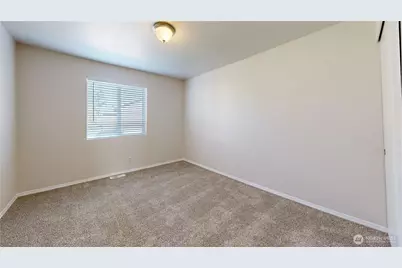 1565 S 90th Street, Tacoma, WA 98444 - Photo 32