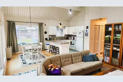 8130 Cowichan Road, Blaine, WA 98230 - Photo 2