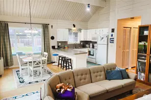 8130 Cowichan Rd, Blaine, WA 98230 - Photo 2