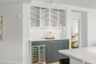 2033 2nd Ave, Seattle, WA 98121 - Photo 12