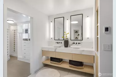 2033 2nd Avenue #1111, Seattle, WA 98121 - Photo 16