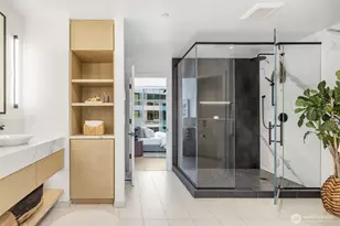 2033 2nd Ave, Seattle, WA 98121 - Photo 18