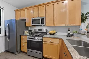 19010 68th Ave NE, Kenmore, WA 98028 - Photo 6