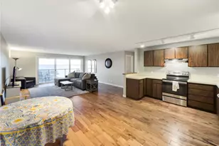 444 S State St, Bellingham, WA 98225 - Photo 10