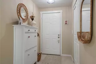 8745 Greenwood Ave N, Seattle, WA 98103 - Photo 16