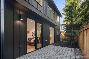 10174 NE 113th Pl, Kirkland, WA 98033 - Photo 4