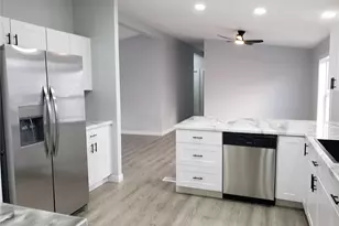 1953 Pine Cone Ave, Enumclaw, WA 98022 - Photo 4