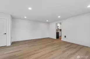 302 3rd St, Woodland, WA 98674 - Photo 4